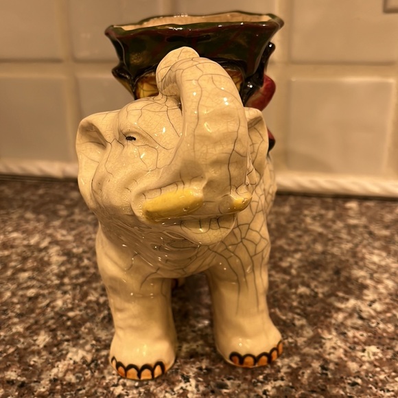 Vintage elephant planter - Picture 8 of 9